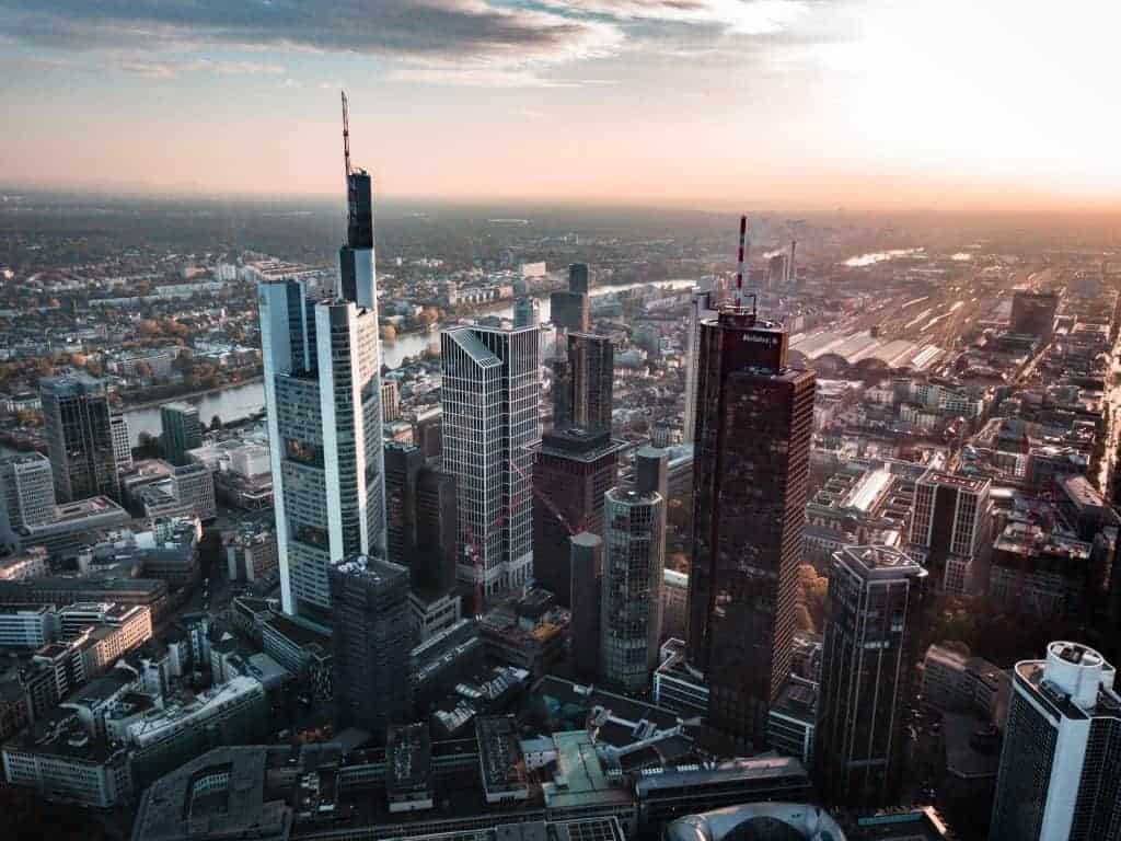 Frankfurter Gewerbeinvestor kauft Bürogebäude "Gate 9"